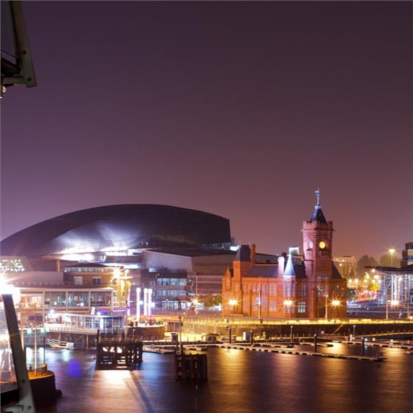 İzmir'den Uçak İle Hareketli 7 Gece 8 Gün Konaklamalı İngiltere, Galler, İrlanda ve İskoçya Turu