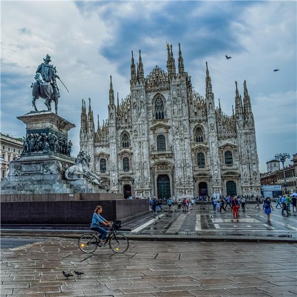 İzmir'den Otobüs İle Kalkışlı 9 Gece 10 Gün Konaklamalı İtalya, Slovenya, Yunanistan, Hırvatistan, Sırbistan, Bulgaristan Ve İsviçre Turu