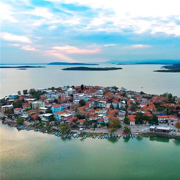 İzmir 'den Otobüslü Yılbaşı Özel Uludağ Kayak Merkezi ve Gölyazı Turu