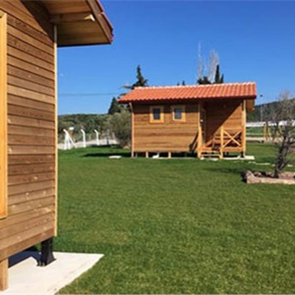 Urla Bademler Doğal Yaşam Köyü'nden 2 vey 3 Kişilik Konfor Dolu Konaklama Seçenekleri
