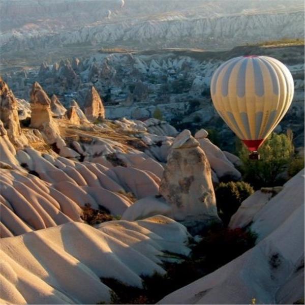 İzmir'den Uçak İle Hareketli 2 Gece 3 Gün 5 Yıldızlı Perissia Hotel & Convention Center Konaklamalı Erciyesli Kapadokya Turu