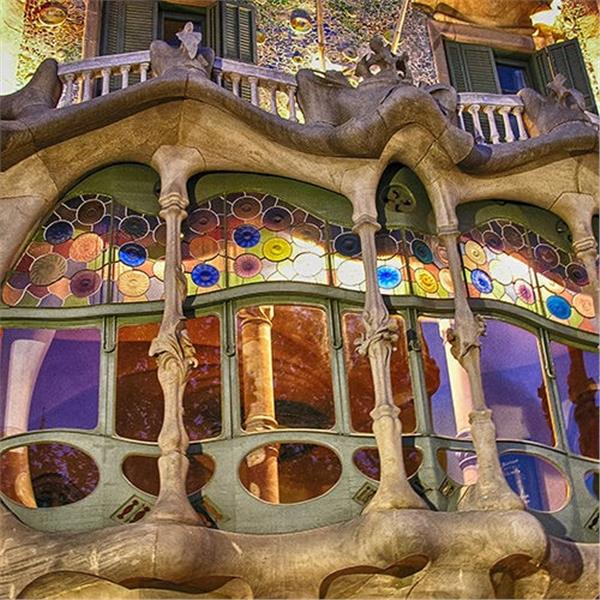 İzmir'den Uçak İle Kalkışlı 3 Gece 4 Gün Konaklamalı Sömestr Tatilleri Özel Barcelona Turu