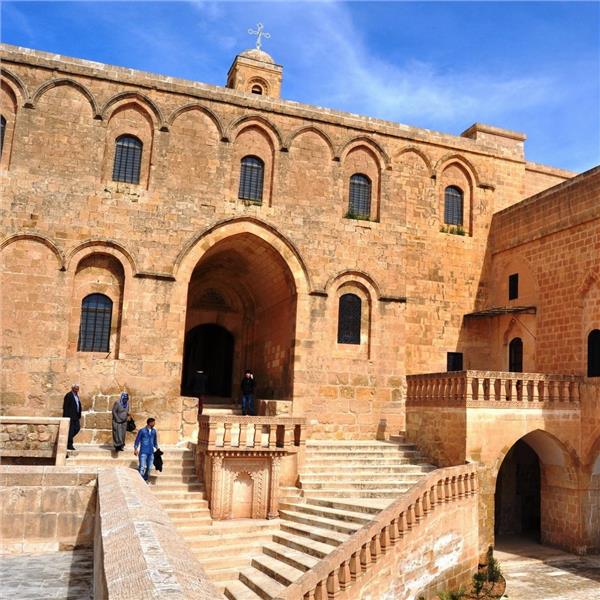 İzmir'den Uçaklı Ramazan Bayramı Özel 3 Gece 4 Gün Konaklamalı GAP Rüzgarı Turu (Gaziantep Gidiş - Diyarbakır Dönüş)