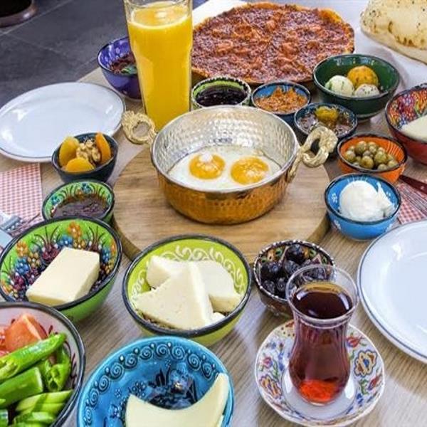 Serpme Kahvaltı Keyfi