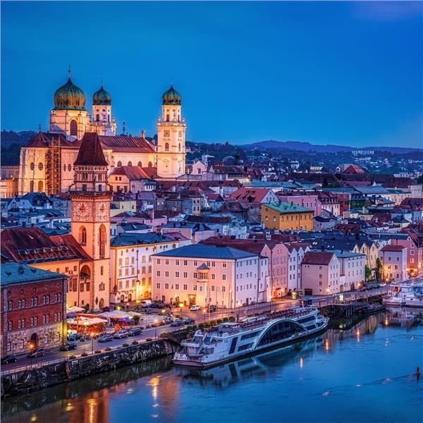 İzmir'den Uçaklı 5 Gece 6 Gün Konaklamalı Tuna Nehri’nde Avusturya, Slovenya, Çekya Ve Almanya Turu