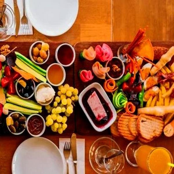 Hatay Coffee in Out Enfes Lezzetler Eşliğinde Serpme Köy Kahvaltısı Keyfi