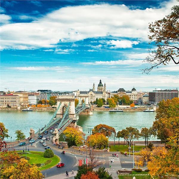 İzmir'den Uçak İle Hareketli 7 Gece 8 Gün Konaklamalı Tüm Extra Turlar Dahil Büyük Orta Avrupa & Salzburg & Hallstatt Turu