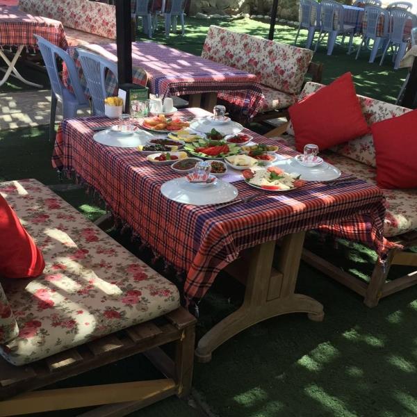 Çiçekliköy Yeni Asmalı’da Muhteşem Doğasıyla Ramazan Boyunca İftar Menüsü