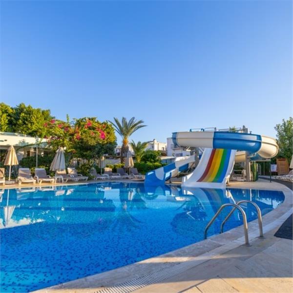 İzmir'den Otobüslü 3 Gece 4 Gün Bodrum Tatili Ayaz Aqua Beach Hotel Konaklama