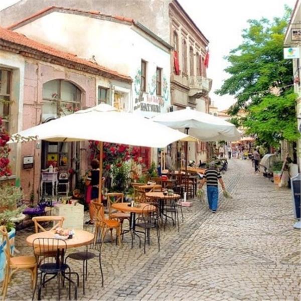 İzmir'den Otobüslü Günübirlik Torbalı ve Urla: Kültür, Sanat, Bağ Rotası Turu