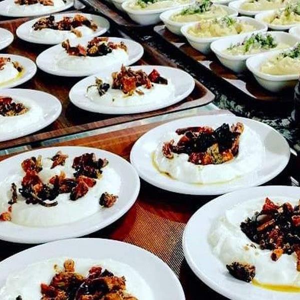 Çiçekliköy Meyan Park 14 Şubat Sevgililer Günü Ulaşım Dahil Gala Yemeği