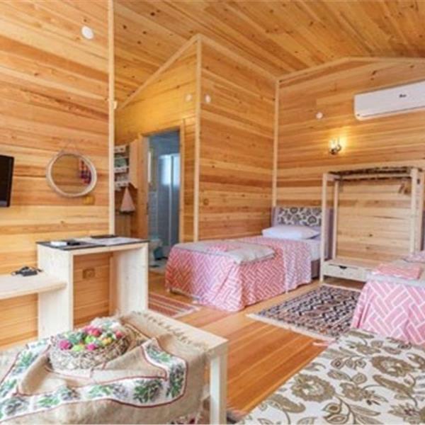 Urla Bademler Doğal Yaşam Köyü'nden 2 vey 3 Kişilik Konfor Dolu Konaklama Seçenekleri