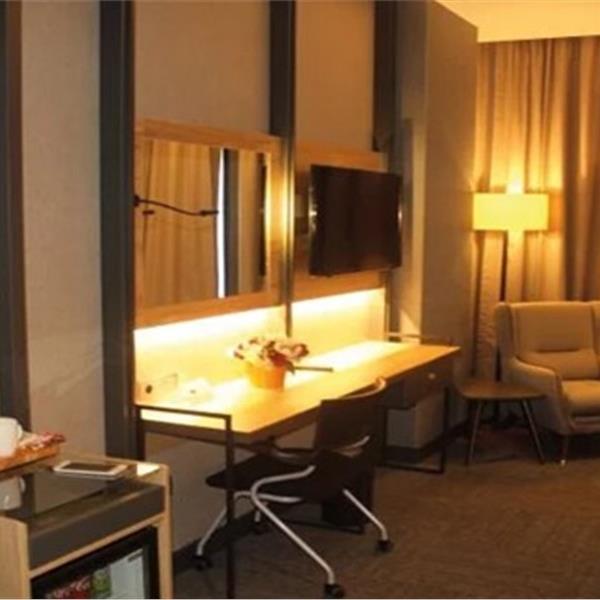 Ramada by Wyndham Tire’de Kahvaltı Dahil Çift Kişilik Konaklama