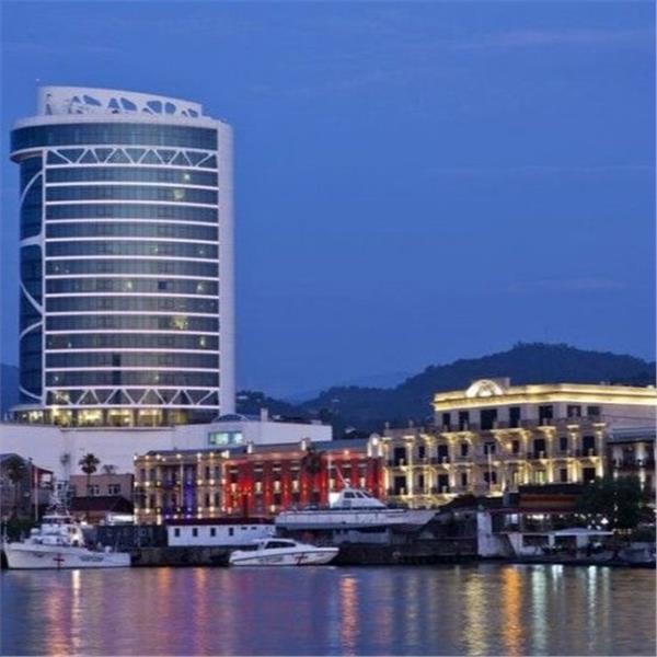 İzmir'den Uçak İle Kalkışlı Yılbaşı Özel 3 Gece 4 Gün 5* Euphoria Batumi Hotel Konaklamalı Batum Turu. Üstelik Gala Dahil