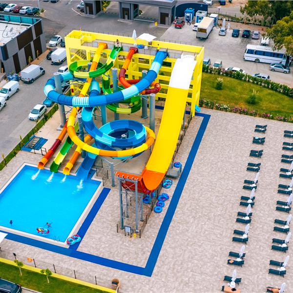 İzmir'den Uçak Bileti ve Otel Transferi Dahil 2 Gece ve 3 Gün Konaklamalı Kıbrıs The Arkın İskele Melek Mosso Yılbaşı Galası