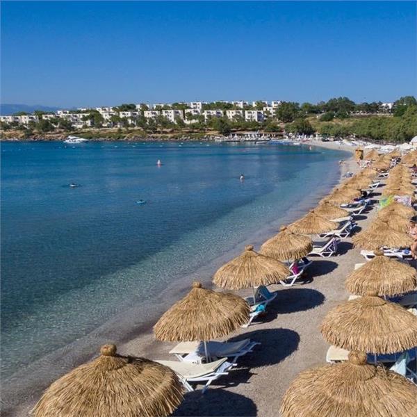 İzmir Kalkışlı Ulaşım ile 3 gece ve 4 gece seçenekli Bodrum Mio Mare Otel Herşey Dahil Konaklama