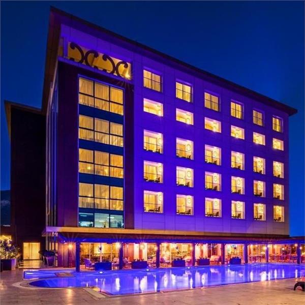 İzmir'den Uçak İle Kalkışlı 2 Gece 3 Gün Konaklamalı Kıbrıs Turu. Üstelik Ata Demirer Gazinosu Dahil.