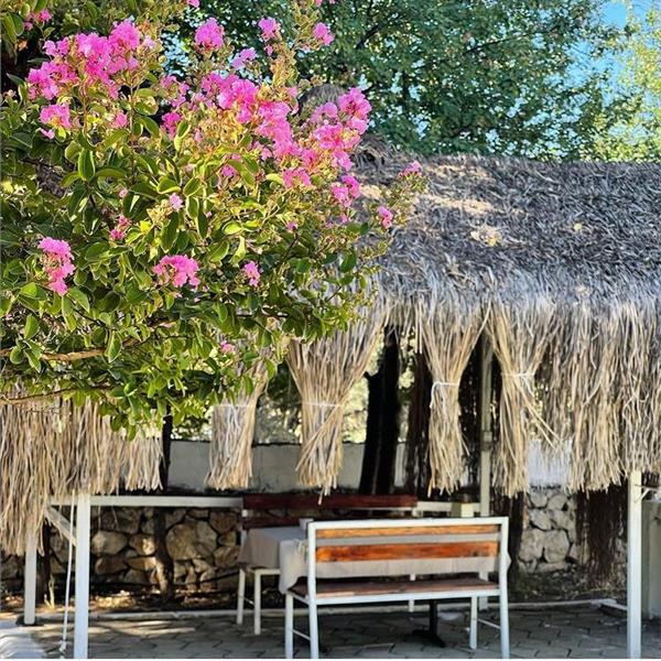 Güzelbahçe Liv Garden Çamlıpınar'da enfes Serpme köy Kahvaltısı keyfi