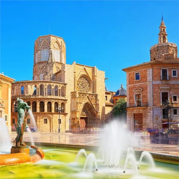 İzmir'den Uçaklı 8 Gece 9 Gün Konaklamalı Boydan Boya Büyük Portekiz, İspanya ve Endülüs Turu