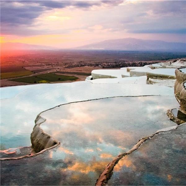 Günübirlik Pamukkale, Salda Gölü, Hierapolis Antik Kenti Turu. Üstelik Serpme Kahvaltı Dahil.