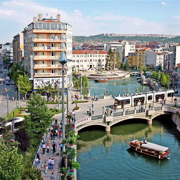 İzmir Çıkışlı 1 gece 2 gün Ankara Konaklamalı Eskişehir ve Ankara Anıtkabir Turu