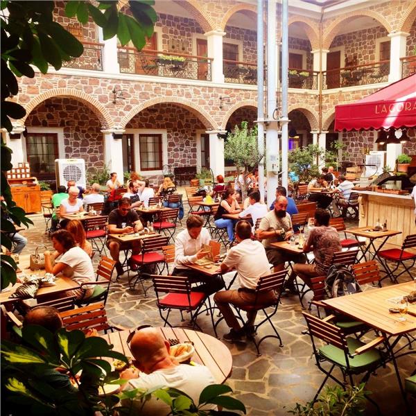 L'agora Old Town Serpme Kahvaltı