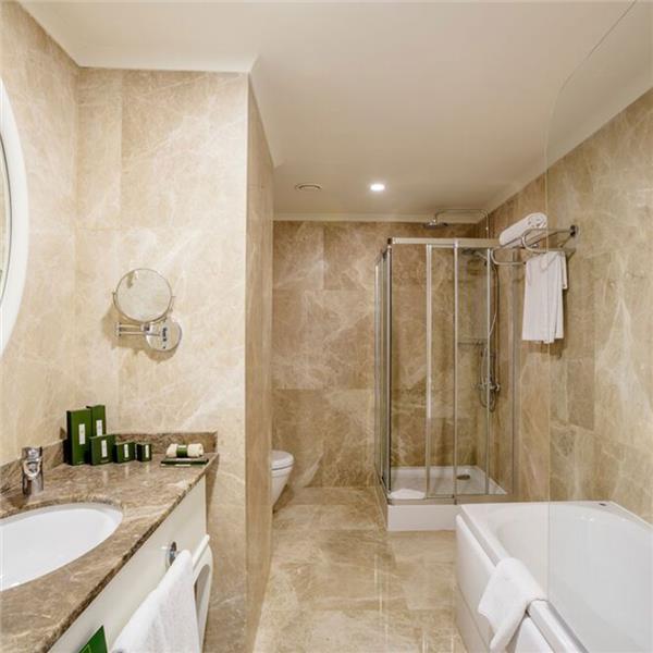 İzmir'den Uçak İle Hareketli Kıbrıs Grand Pasha Kyrenia Hotel Yarım Pansiyon Konaklama Seçenekleri