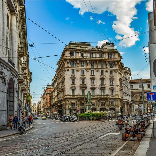 İzmir'den Uçaklı 7 Gece 8 Gün Konaklamalı Tüm Şehir Girişleri Ve Venedik Giriş Ücretleri Dahil İtalya Turu