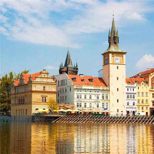 İzmir'den Uçak İle Hareketli 7 Gece 8 Gün Konaklamalı Tüm Extra Turlar Dahil Büyük Orta Avrupa & Salzburg & Hallstatt Turu