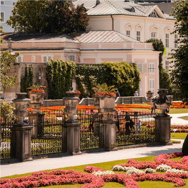 İzmir'den Uçaklı 6 Gece 7 Gün Konaklamalı Büyük Orta Avrupa, Hallstatt Ve Salzburg Turu