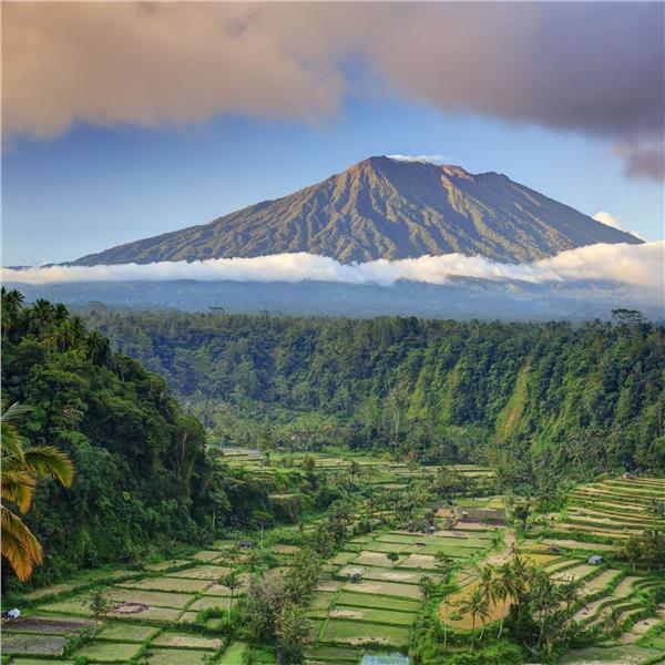 Uçaklı 7 Gece 10 Gün Konaklamalı Kuala Lumpur, Bali Ve Singapur Turu