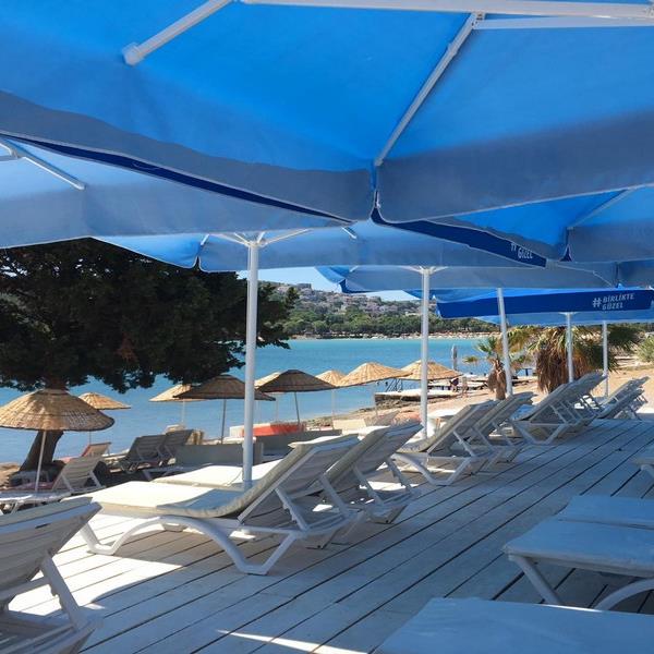 Çeşme Riva Del Mare Beach Şezlong, Şemsiye Gün Boyu Beach Kullanımı, İçecek ve Yemek Menü