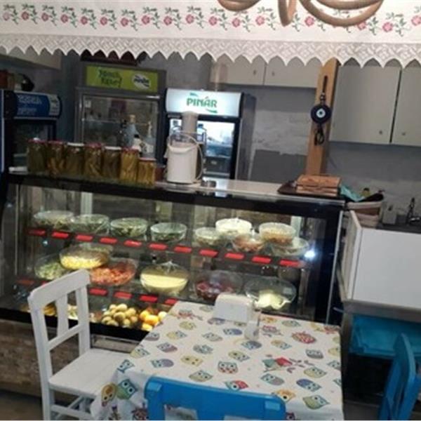 Alaçatı Butik Otelim'de Yerli İçecek Dahil Müzik ve Eğlence Dolu Konaklama Seçenekleri