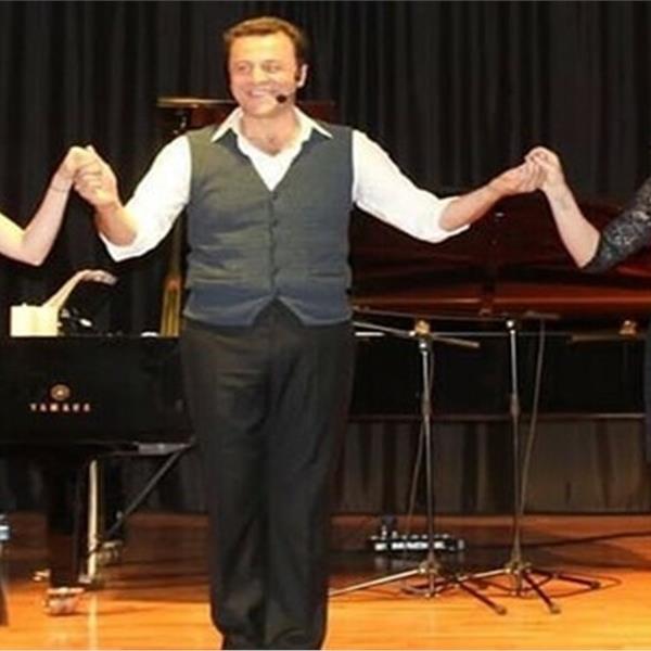 'Yarına Davet Nazım Hikmet' Tiyatro Bileti