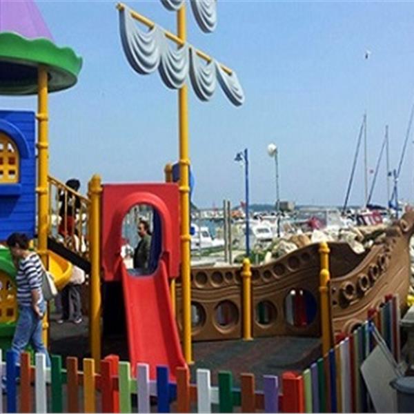 Çeşmealtı Rıhtım Restaurant’ta Denize Sıfır Muhteşem Serpme Kahvaltı