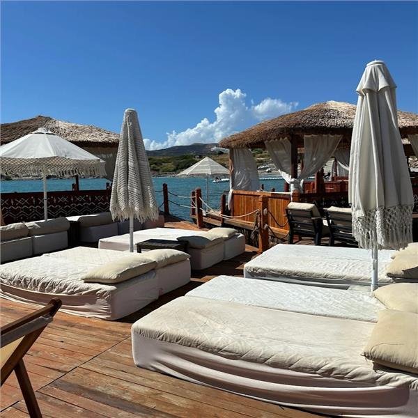 Günübirlik Kali Beach ve Avalon Alaçatı ile Çeşme Beach ve Eğlence Turu