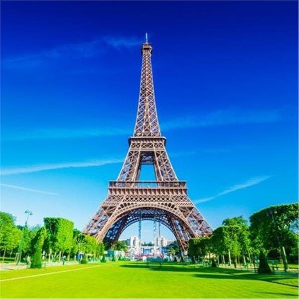 İzmir'den Uçaklı 3 Gece 4 Gün Konaklamalı Özel Paris & Disneyland Turu Kültür ve Eğlence Rotası