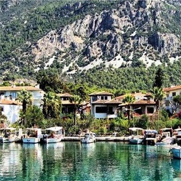 İzmir çıkışlı günübirlik Yuvarlakçay ve Akyaka Turu. Azmak plajında yüzme molası, Üstelik Tekne Turu ve sabah kahvaltısı Dahil.