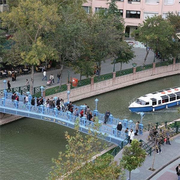 İzmir'den Otobüs İle Kalkışlı 1 Gece 2 Gün Konaklamalı Bursa Eskişehir Turu
