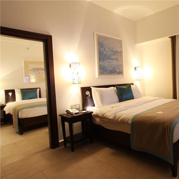 İzmir'den Uçak İle Hareketli Kıbrıs İzmir'den Uçak İle Hareketli Kıbrıs Arkın Palm Beach Hotel Yarım Pansiyon Konaklama Seçenekleri