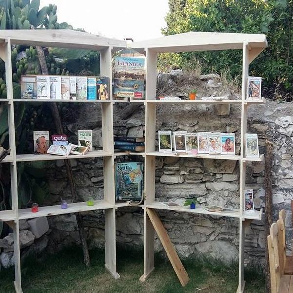 Urla Küçük Ev'de Enfes Serpme Köy Kahvaltısı Keyfi