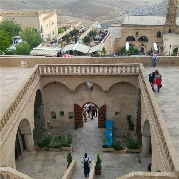 İzmir'den Uçaklı Ramazan Bayramı Özel 3 Gece 4 Gün Konaklamalı GAP Rüzgarı Turu (Gaziantep Gidiş - Diyarbakır Dönüş)