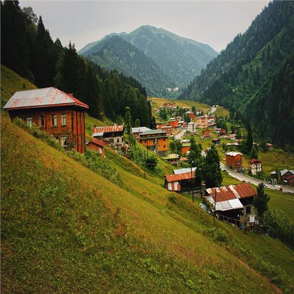 İzmir 4 gece 5 Gün Batum konaklamalı Uçaklı Karadeniz Fırtınası ve Yaylalar Turu