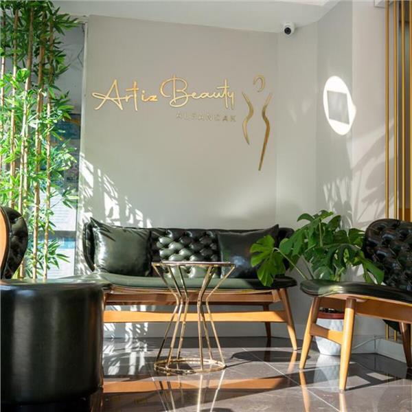 Alsancak Art'iz Beauty'de Seçenekli Kaş Laminasyonu, Kirpik Lifting, Ölçülü Kaş Alımı ve Kirpik Perması Paketleri