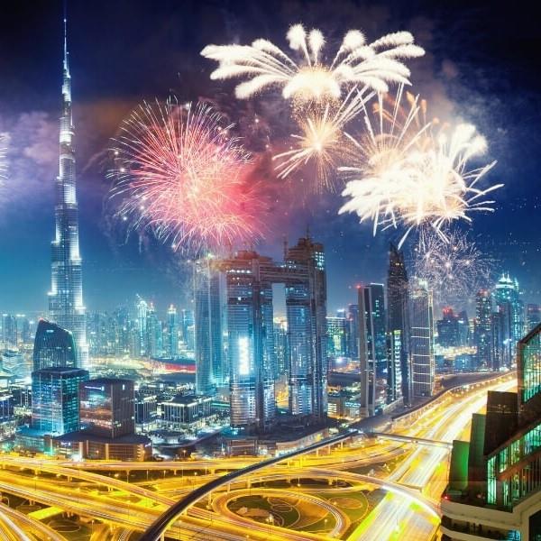 İzmir'den Uçak İle Hareketli Yılbaşı Özel 3 Gece 4 Gün Konaklama ve Otel Seçenekli Dubai Turu