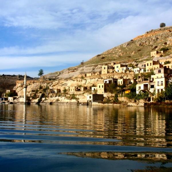 İzmir Çıkışlı 3 gece 4 gün Uçaklı Butik Mardin, Diyarbakır, Şanlıurfa ve Gaziantep Turu