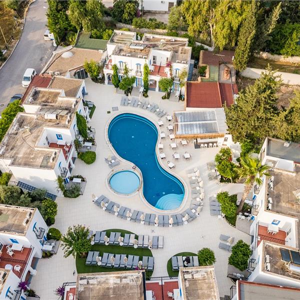 İzmir'den Otobüslü 3 Gece 4 Gün Konaklamalı Bayram Özel Paloma Family Club Hotel Bodrum Tatili