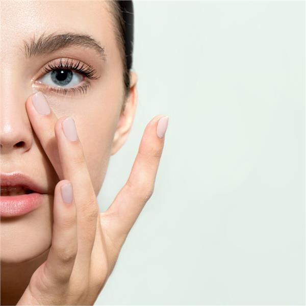 Balçova Siena Beautiful'da 1 seans 40 dakika medikal cilt bakımı uygulaması