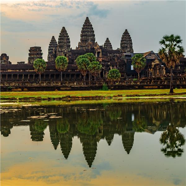 Uçaklı 9 Gece 11 Gün Konaklamalı Vietnam Kamboçya Laos Turu