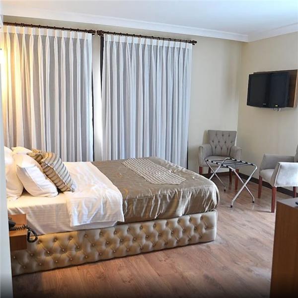 Red Green Hotel Karşıyaka Tek veya Çift kişi Kahvaltı dahil konaklama